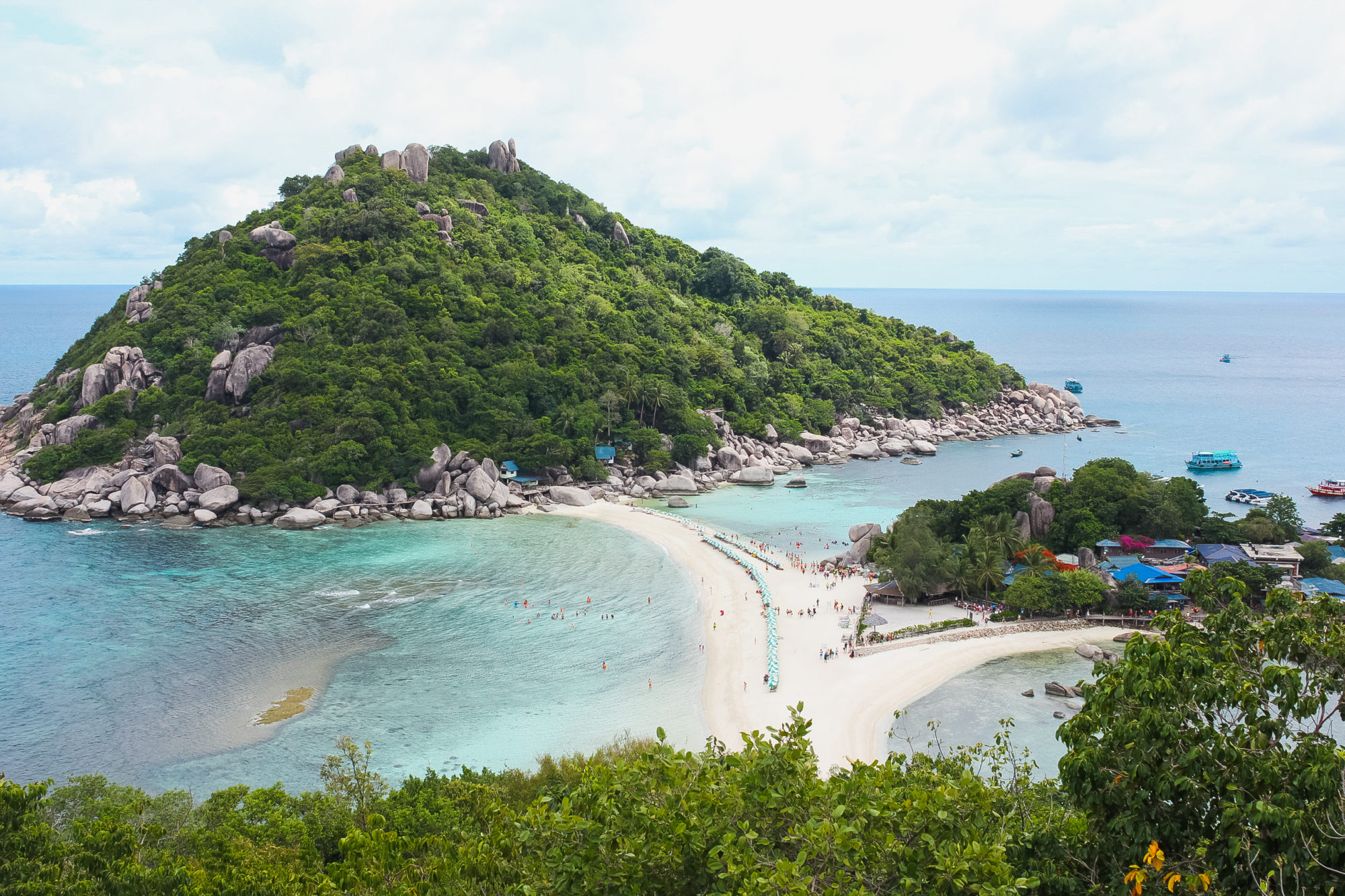 Koh Tao To Koh Nan Yuan, Thailand - Little Island Takara